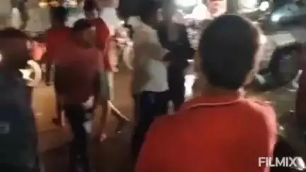 मुरैना: बड़ोखर गांव के चौराहे के पास मोटरसाइकिल सवार युवक के साथ मारपीट, वीडियो वायरल