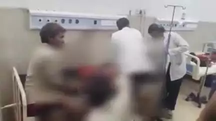 फतेहपुर: ललौली के परेठी में आकाशीय बिजली की चपेट में आकर झुलसी बच्चियों में से एक की हुई मौत, एसडीएम ने दी जानकारी