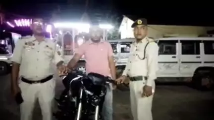 বিশালগড়: ২৪ ঘন্টার মধ্যে চুরির বাইক উদ্ধার করলো বিশালগড় থানা পুলিশ