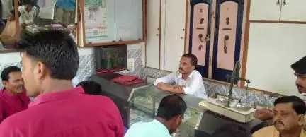 शिवाजी नगर: सिनेमा चौक स्थित ज्वेलर्स की दुकान से सोने की चेन बंधक रखने आया व्यक्ति फरार