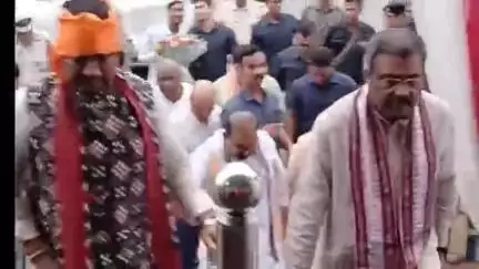ସମ୍ବଲପୁର ମ୍ୟୁନିସିପାଲଟି: ଅଇଁଠାପାଲି ପ୍ରେସ କ୍ଲବ ପରିସରରେ‌ ସିର୍ଦ୍ଧି ବିନାୟକ ମନ୍ଦିର ପ୍ରତିଷ୍ଠା, ଯୋଗଦାନ କଲେ କେନ୍ଦ୍ରମନ୍ତ୍ରୀ ଧର୍ମେନ୍ଦ୍ର ପ୍ରଧାନ