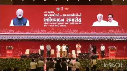 ખંભાળિયા: જુવાનપુર ગ્રામ પંચાયતને "ગરીબી મુક્ત અને રોજગારી ઉન્નત ગામ" અંતર્ગત મુખ્યમંત્રીશ્રી હસ્તે સન્માનિત.