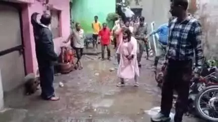 डिंडौरी: भारी बारिश के चलते कलेक्टर नेहा मारव्या ने वार्डों का किया निरीक्षण, अधिकारियों को दिए आवश्यक निर्देश