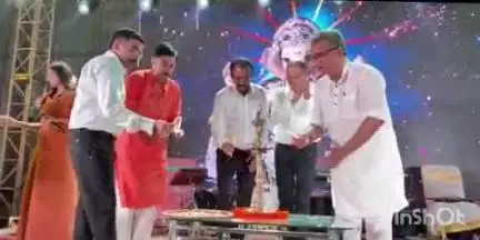 खुसरूपुर: उद्योग मंत्री ने खुसरूपुर के रुकुनपुरा गांव में बिहार के पहले मॉडल ग्रीन पेपर मिल का किया उद्घाटन