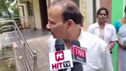మునగాల: రేపాల ప్రాథమిక ఆరోగ్య కేంద్రాన్ని తనిఖీ చేసిన ఇంచార్జి డీఎంహెచ్వో చంద్రశేఖర్