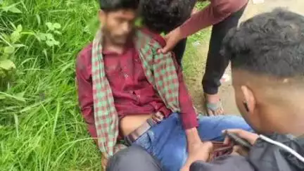 କେନ୍ଦୁଝର ସହର: ଭାରସାମ୍ୟ ହରାଇ ସ୍ୱାମ ସିମୁଳି ପୋଲବାଡ଼ାକୁ ଧକ୍କା ଦେଲା ବାଇକ୍ ଜଣେ ଗୁରୁତର