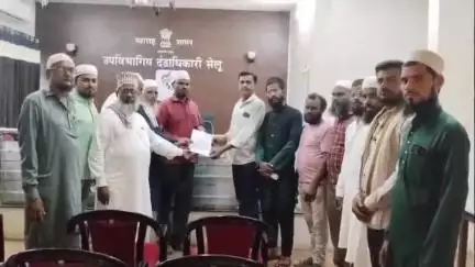 सेलू: मुस्लिम समाजाच्या भावना दुखावणाऱ्या उदयपुर फाईल्स चित्रपटावर बंदी घाला, मुस्लिम बांधवांचे उपविभागीय अधिकाऱ्यांना निवेदन