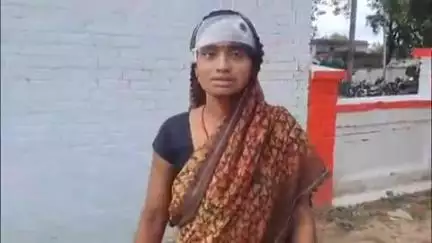 गोंडा: नौसी गांव की महिला के साथ पुरानी रंजिश के चलते हुई मारपीट, धानेपुर थाने में पिता-पुत्र सहित 4 के खिलाफ मुकदमा दर्ज