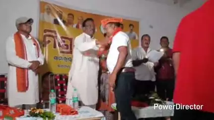 ବାଙ୍ଗିରିପୋଷି: ଶ୍ୟାମାଖୁଣ୍ଟା ଠାରେ ବିଜେପିର ମିଶ୍ରଣ ପର୍ବ ଅନୁଷ୍ଠିତ, ଯୋଗଦେଲେ ବିଧାୟିକା