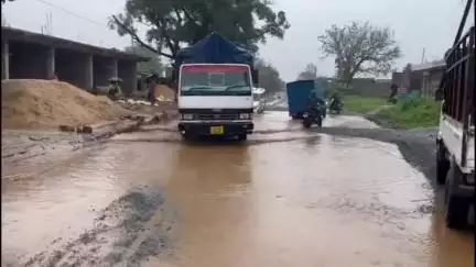 अंबिकापुर: NH 343 की बदहाली पर राहत की उम्मीद, गडकरी ने दी ₹450 करोड़ की सौगात