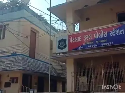 પેટલાદ: વડદલા ગામે "અમારા ખેતરમાં કેમ પડેલ?" તેમ કહી ગાળો બોલી મારમારતા ફરિયાદ નોંધાઈ