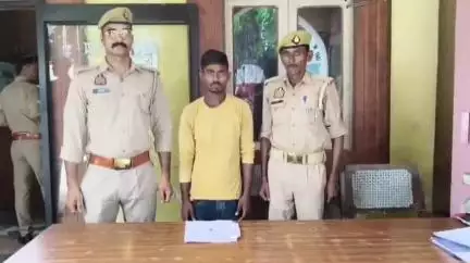 शाहाबाद: शाहबाद कोतवाली पुलिस ने शाहबाद कोतवाली क्षेत्र से एक युवक को अवैध चाकू के साथ गिरफ्तार कर कोर्ट में पेश किया, जेल