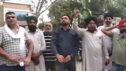 ਕਪੂਰਥਲਾ: ਫਗਵਾੜਾ ਵਿਖੇ ਦਿਲਜੀਤ ਦੋਸਾਂਝ ਦੇ ਹੱਕ ਵਿਚ ਆਈ ਭਾਰਤੀ ਕਿਸਾਨ ਯੂਨੀਅਨ ਦੁਆਬਾ