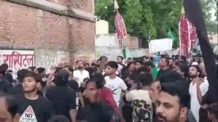 सिराथू: सैय्यद वाड़ा से बरामद किया गया आठवीं मोहर्रम जुलूस, दुलदुल और अलम की हुई ज़ियारत