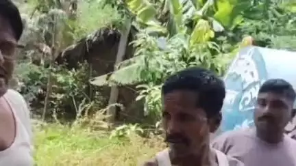 बीकापुर: जिला पंचायत निधि द्वारा खजुरीपुर गांव में नाला निर्माण में घटिया सामग्री के प्रयोग का ग्रामीणों ने लगाया आरोप