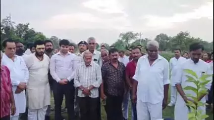 ନୂଆପଡା: ତରବୋଡ଼ରେ ବନ ମହୋତ୍ସବ କାର୍ଯ୍ୟକ୍ରମ , ଯୋଗ ଦେଲେ ଖଡ଼ିଆଳ ଡିଏଫଓ
