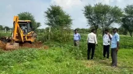 श्रीमाधोपुर: चेला वाली ढाणी में प्रशासन ने हटाया अतिक्रमण, ग्रामीणों ने अतिक्रमण को लेकर की थी शिकायत
