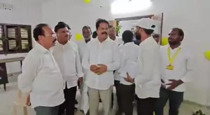 యర్రగొండపాలెం: తంగిరాల పల్లి గ్రామంలో రైతు సేవా కేంద్రాన్ని ప్రారంభించిన రాష్ట్ర పర్యటక కార్పొరేషన్ చైర్మన్ నూకసాని బాలాజీ