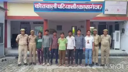 पटियाली: पटियाली कोतवाली पुलिस ने शांति भंग के आरोप में 7 लोगों को किया गिरफ्तार, एसडीएम कोर्ट में किया पेश