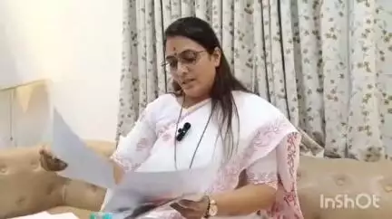 जळगाव: राष्ट्रवादी शरद पवार पक्षाच्या नेत्या रोहिणी खडसे यांनी आदर्श नगर येथे पत्रकार परिषदेत माहिती दिली
