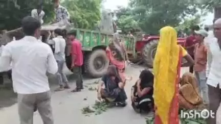 एत्मादपुर: मुड़ी चौराहा स्थित क्लीनिक के चिकित्सक पर परिजनों ने गलत इंजेक्शन लगाने का आरोप लगाया, व्यक्ति की हुई मौत