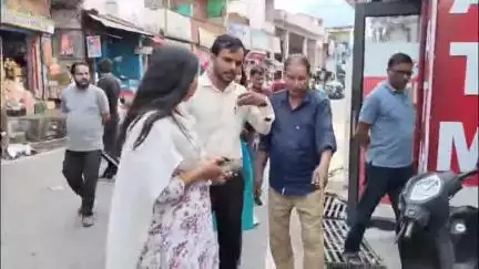 गरुड़: तहसील प्रशासन, नगर पंचायत व लोनिवि ने गरूड़ नगर पंचायत क्षेत्र में अतिक्रमण के खिलाफ चलाया अभियान