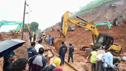 बास्तानार: कोरापुट-जयपुर खंड में भूस्खलन के बाद रिकॉर्ड समय में राहत और बचाव कार्य पूरा