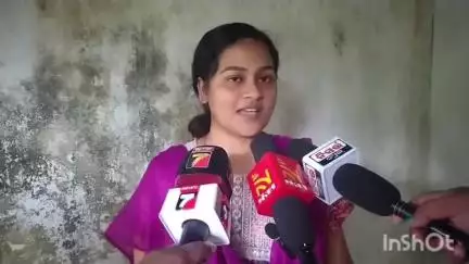 ମାଲକାନଗିରି: ଜିଲ୍ଲା ସଦରରେ ଲୋକଙ୍କ ଘରେ ପଶିଛି ପାଣି, ଗତ ୩ଦିନ  ଲଗାଣ ବର୍ଷା ହେତୁ ସାମ୍ବାୟାଗୁଡାରେ ପାଣି ପଶିଥିବା ନେଇ ଲୋକେ ପ୍ରତିକ୍ରିୟା ରଖିଛନ୍ତି