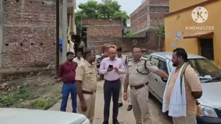 नवादा: मोहर्रम पर्व को शांतिपूर्ण संपन्न कराने के लिए पुलिस अधीक्षक के निर्देश पर जिले भर में पुलिस फोर्स ने किया फ्लैग मार्च