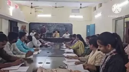 भाटापारा: जिला पंचायत सीईओ दिव्या अग्रवाल का आज भाटापारा दौरा, योजनाओं की समीक्षा और जमीनी हकीकत का लिया जायजा