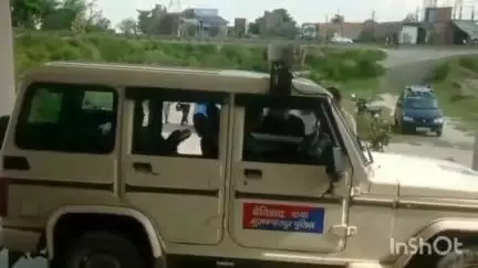 गायघाट: बेनीबाद थाना क्षेत्र के एक गांव में भटकती हुई मिली विवाहिता, पुलिस ससुराल की खोज में जुटी