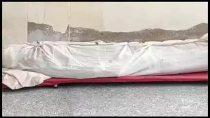 अतर्रा: कोरारी गांव में पत्नी से झगड़े के चलते युवक ने फांसी लगाकर की आत्महत्या, पुलिस ने शव का कराया पोस्टमार्टम