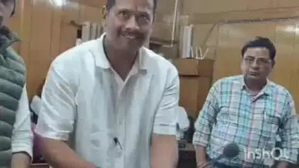 नैनीताल: जिला पंचायत सदस्य की 27 सीटों के लिए 82 नामांकन हो चुके हैं, 200 पत्रों की हुई थी बिक्री, जानें किसने किया नामांकन