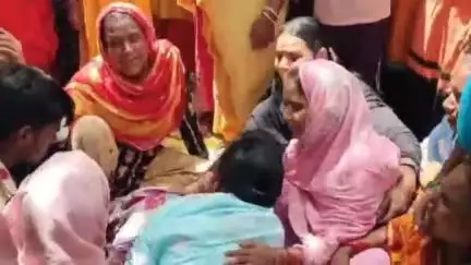 मैनाटांड़: ई-रिक्शा से दबकर अबोध बालक की मौत, दंपति भी हुए घायल