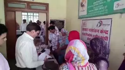 चिड़ावा: सोलाना में अंत्योदय संबल शिविर का जिला कलेक्टर ने किया निरीक्षण, लाभार्थियों को मिली राहत की सौगातें