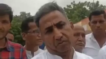 सेड़वा: पूर्व राज्यमंत्री गफूर अहमद ने बाड़मेर जिले में महिला को पीट-पीटकर आत्महत्या के लिए मजबूर करने के मामले में प्रशासन से की मांग