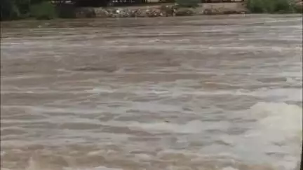 हनुमानगढ़: हनुमानगढ़ की घगघर नदी में आज शुक्रवार को 900 क्यूसेक पानी पहुंचा, बढ़ेगी पानी की मात्रा