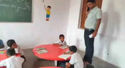 ରାୟଗଡା: ରାମନାଗୁଡ଼ା ବ୍ଲକର ନୀଲାମଗୁଡା ଗ୍ରାମପଞ୍ଚାୟତ ଗସ୍ତ କରି ବିଭିନ୍ନ ଉନ୍ନୟନ ମୂଳକ କାର୍ଯ୍ୟର ସ୍ଥିତି ସମୀକ୍ଷା କଲେ ବିଡ଼ିଓ ପ୍ରଦ୍ୟୁମ୍ନ ମଣ୍ଡଳ
