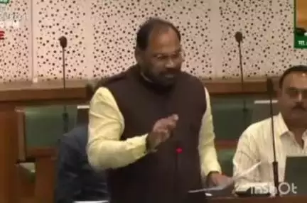 चंद्रपूर: चंद्रपूर आणि घुग्घूसमधील हजारो घरांचे मालकी हक्क रखडलेले, स्थायी पट्टे द्या –अधिवेशनात  आ. जोरगेवार यांची मागणी