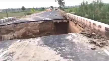 हनुमानगढ़: जिले के जाखड़ावाली में सेमनाला पुल टूटने के मामले में पीडब्ल्यूडी ने शुरू करवाई पुल की मरम्मत, डायवर्जन का कार्य हुआ शुरू