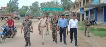 बरकागाँव: मुहर्रम को लेकर बड़कागांव पुलिस ने निकाला फ्लैग मार्च