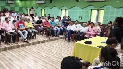 রতুয়া ১: উল্টো রথযাত্রা ও মহরম সুষ্ঠুভাবে সম্পন্ন করতে রতুয়া ব্লক সভাকক্ষে আয়োজিত সভা, উপস্থিত বিধায়ক সহ অন্যরা