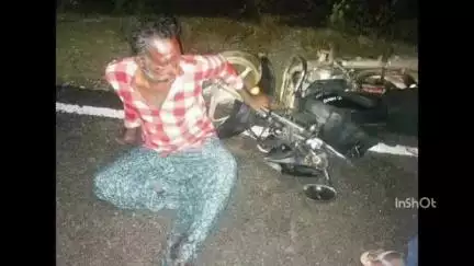 ఉదయగిరి: కడియంపాడు వద్ద అదుపుతప్పి బోల్తా పడ్డ బైకు ఓ వ్యక్తికి గాయాలు ఆసుపత్రికి తరలింపు