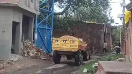 करगहर: करगहर थाना क्षेत्र में अवैध और ओवरलोड बालू लदे ट्रैक्टर का धड़ल्ले से परिचालन, कार्रवाई नहीं हो रही