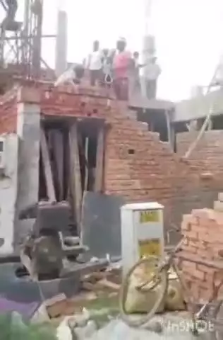 आगरा: सिकंदरा योजना में बिना नक्शा पास कराए भवन निर्माण कार्य को आवास विकास परिषद ने रुकवाया