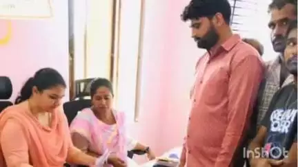 रूपनगर: रूपनगढ के त्योद ग्राम पंचायत में संबल पखवाड़ा शिविर के दौरान वन विभाग पर ग्रामीणों का फूटा गुस्सा, SDM को सौंपा ज्ञापन