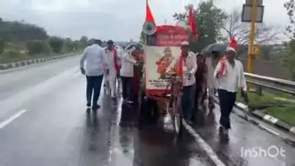 सावनेर: धापेवाडा येथे खुरसापार या गावातील दिंडीचे आगमन