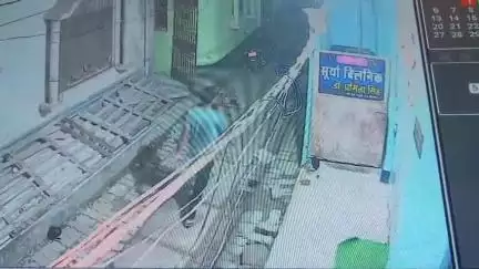 हथुआ: मीरगंज प्रज्ञा नगर स्थित छठ घाट के पास से बाइक चोरी, सीसीटीवी वीडियो आया सामने