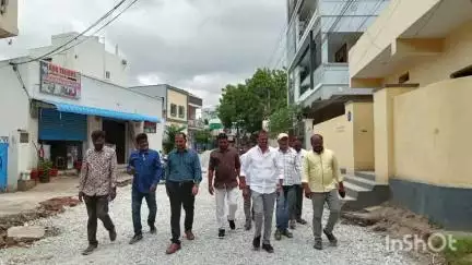 రాజేంద్రనగర్: చెంపపెట్టు డివిజన్లో పర్యటించిన కార్పొరేటర్ వంగ మధుసూదన్ రెడ్డి