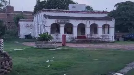 हथुआ: हथुआ पोस्ट ऑफिस परिसर से नगर के वार्ड पार्षद की बाइक हुई चोरी